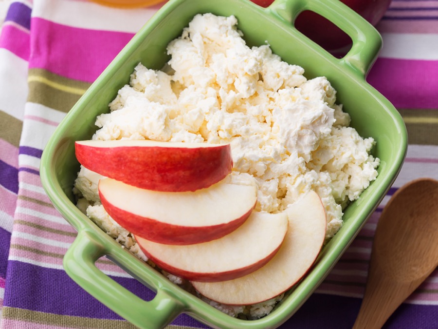 Разгрузочный день на твороге и яблоках